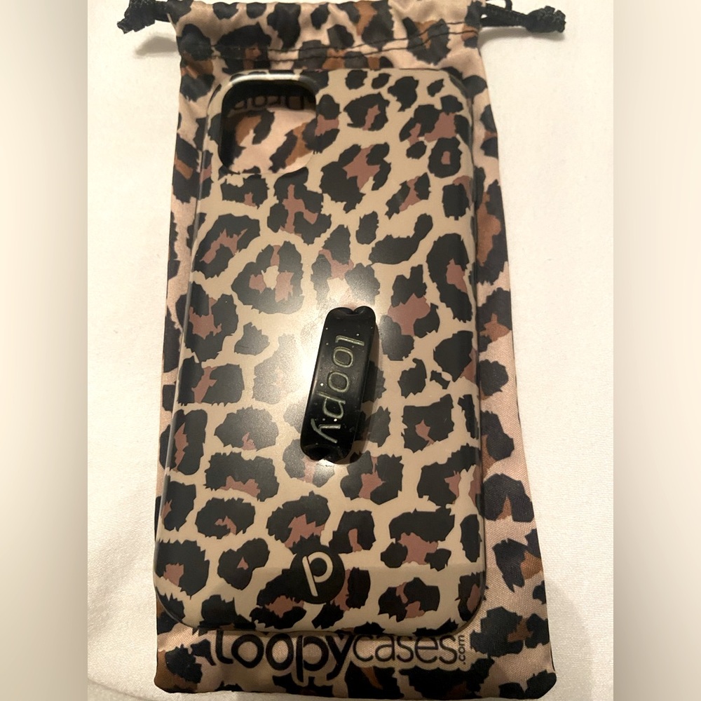 iPhone 11 loopy case with DB
